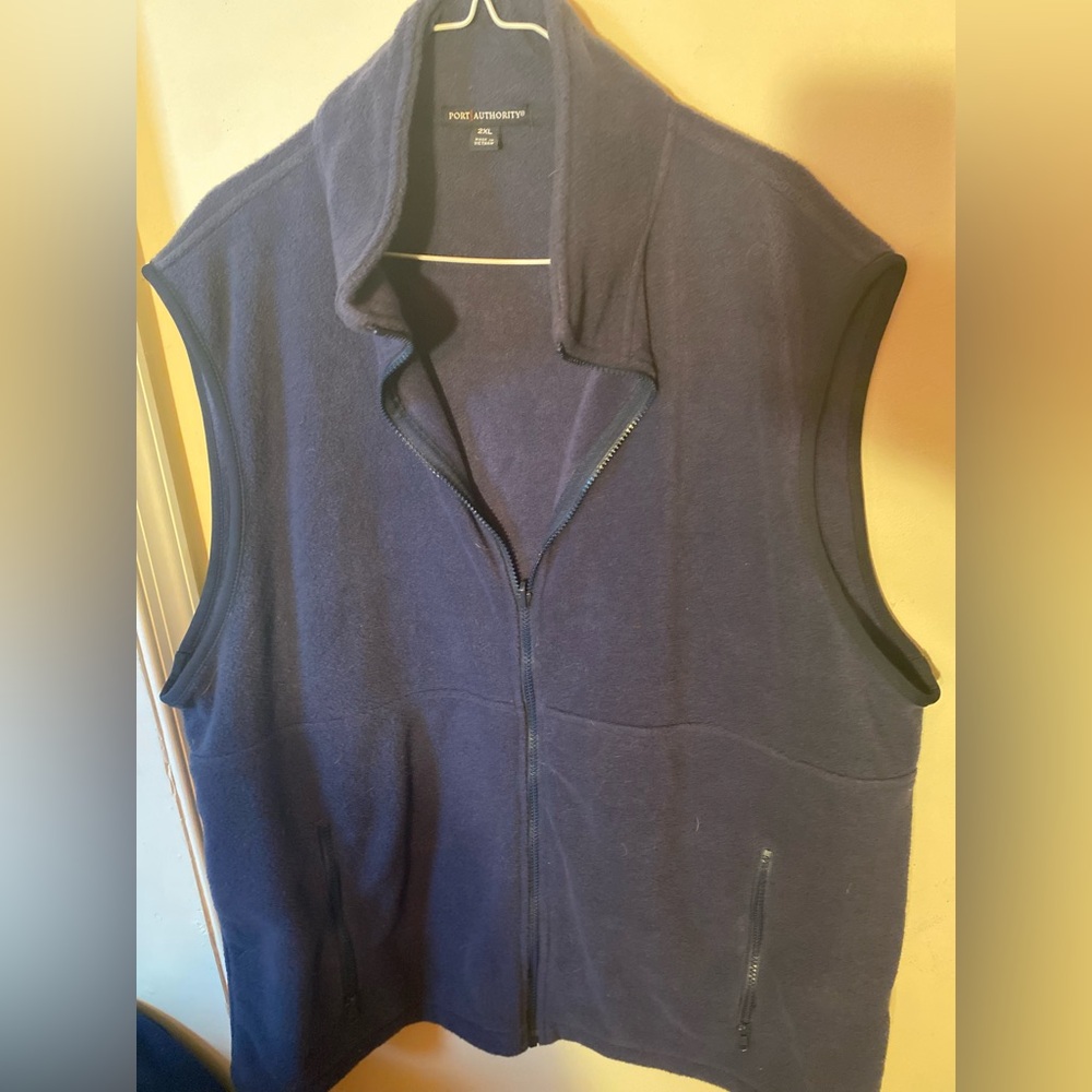 Inner Circle- 2XL- fleece vest